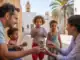Attraktive ALT: Familie beim Auswandern nach Djerba, Genuss pur, türkisches Kaffee und Tee in einer malerischen medina Lodge, authentisches Erlebnis, kulturelle Vielfalt, Urlaubsmomente, Familienleben unter Palmen.